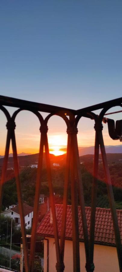 B&B La Finestra Sulle Mainarde - Isernia Dış mekan fotoğraf