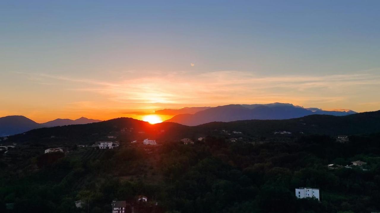 B&B La Finestra Sulle Mainarde - Isernia Dış mekan fotoğraf